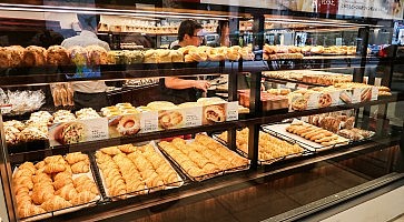 cafe-joel-robuchon-1