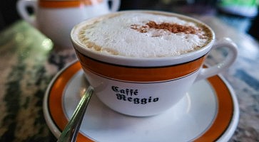 caffe-reggio-ny-16