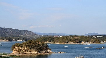 ago-bay