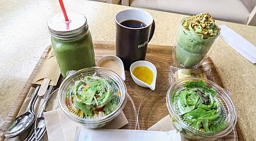 brooks-cafe-2