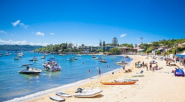 Beautiful sandy beach in Watson Bay in Sydney, NSW , Australia.