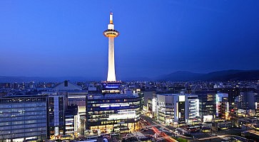 kyoto-tower-f