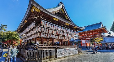 santuario-yasaka-jinja-f
